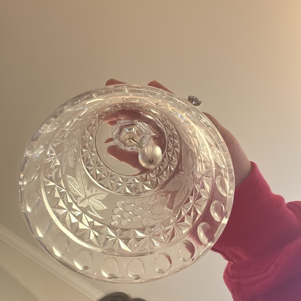 Clear Crystal Glass Hand Etched Bell - Picture 6 of 6